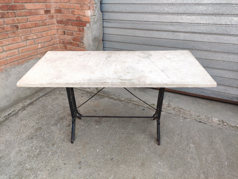 mesa hierro marmol 76.5x140x63.5 1u